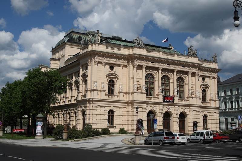 Behind the curtain of digital: how Tabidoo got a starring role at the F. X. Šalda